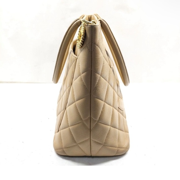 Chanel Tan Quilted caviar leather tote interlocking cc. 2003 - 2004 - Picture 3 of 16